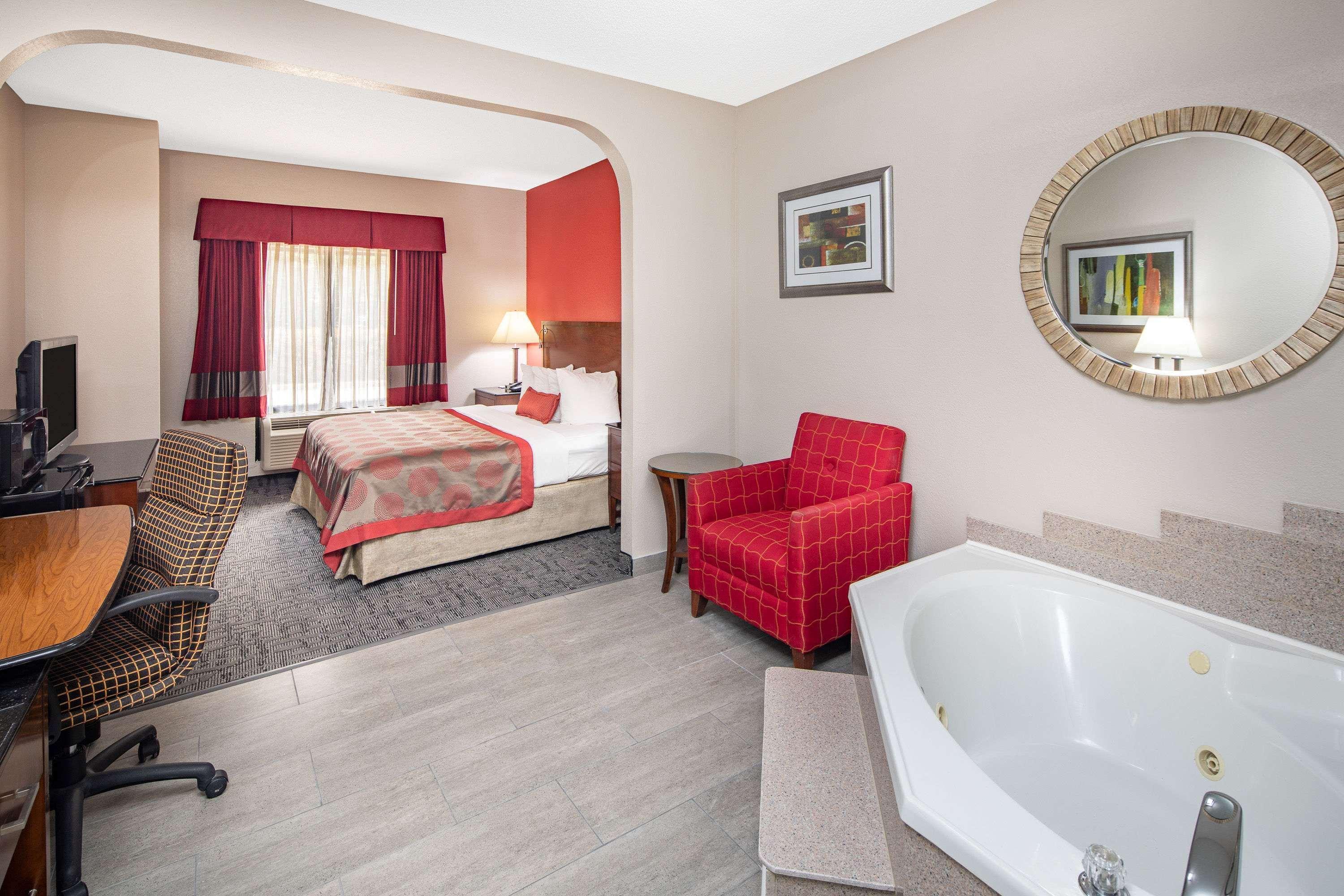 Ramada By Wyndham Alpharetta Atlanta North Hotel Kültér fotó